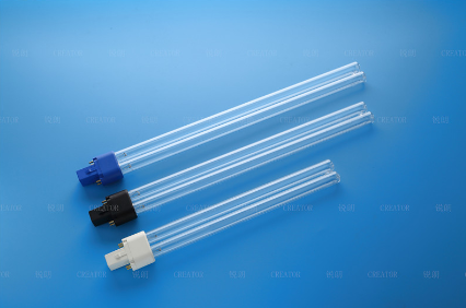 UV curing lamp for fly tying